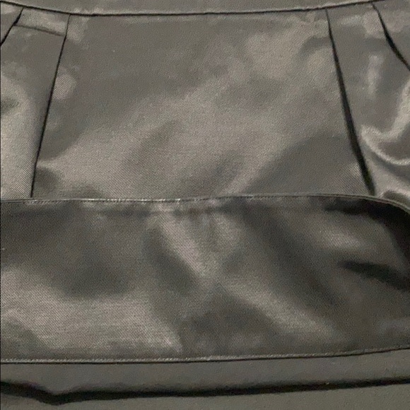 Club Monaco skirt - Picture 7 of 8